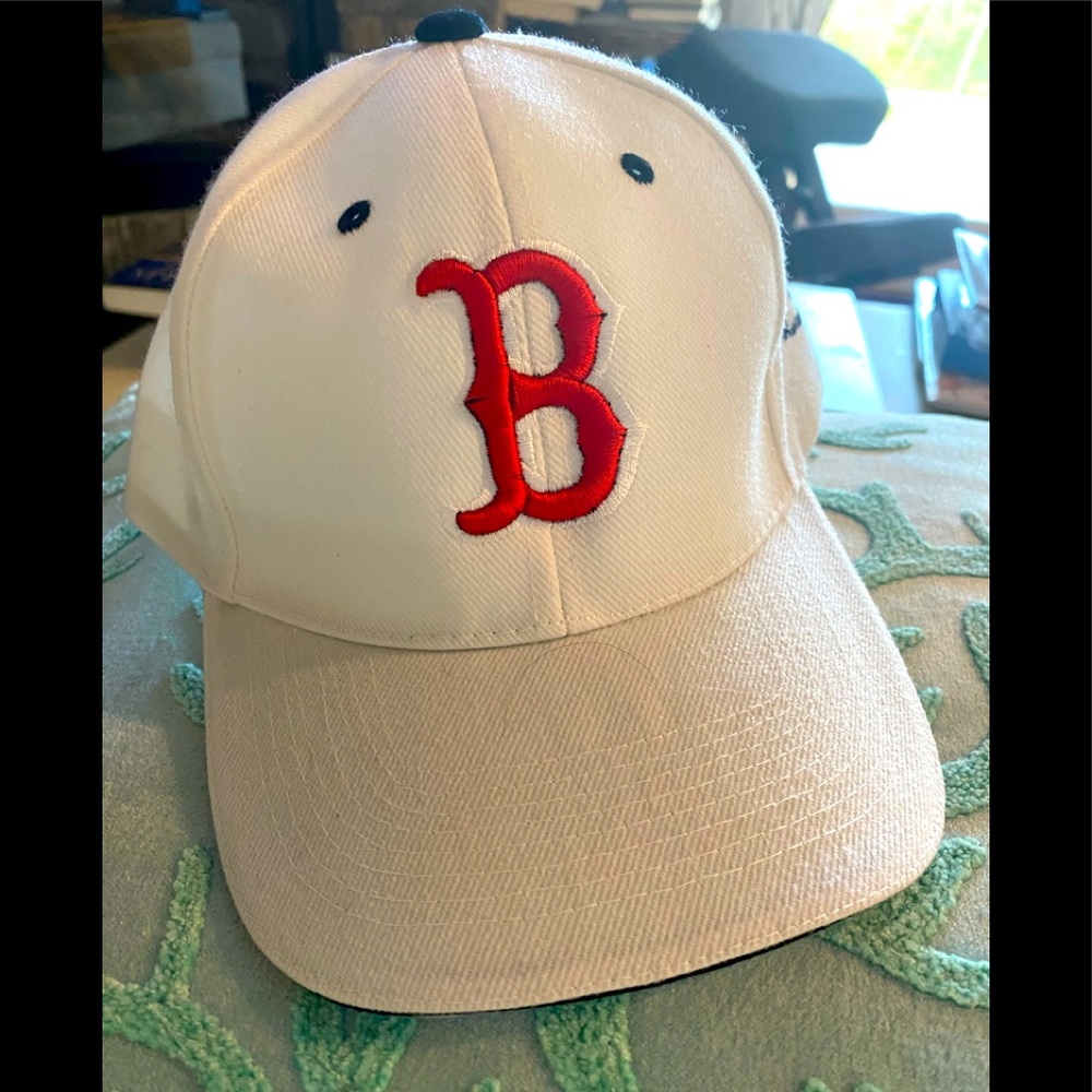 ⚾️ Boston Red Sox Bundle! - Picture 4 of 9